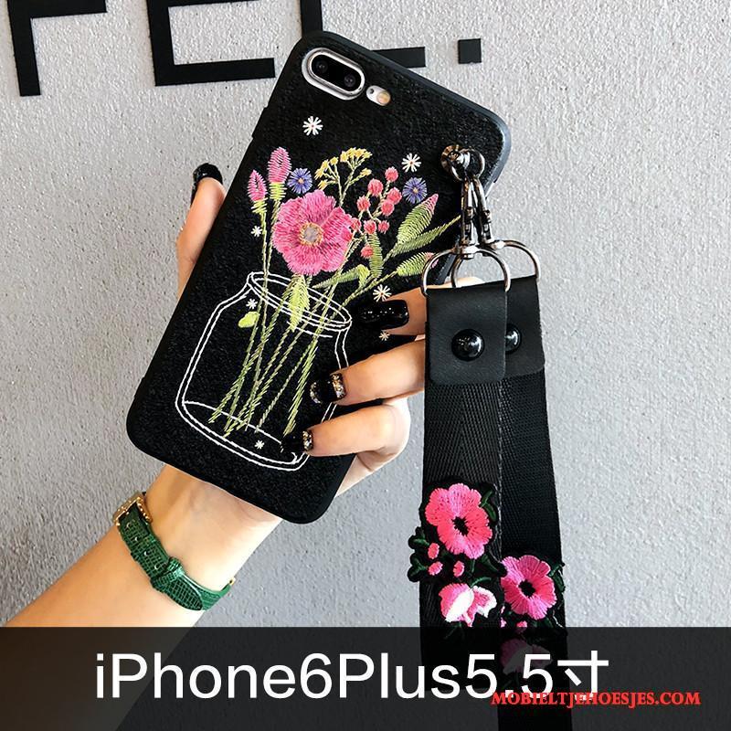 iPhone 7 Hoesje Reliëf Hanger Nieuw Bloemen Siliconen Borduurwerk Zwart