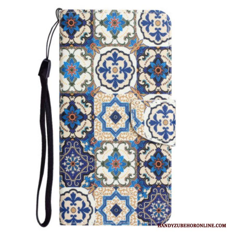 Flip Case voor iPhone 15 Met Ketting Blauw Patchwork Met Riempje